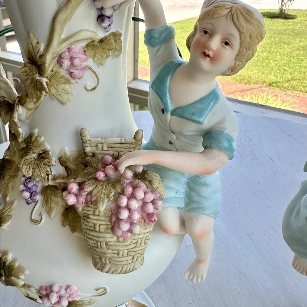 1950’S, MCM, ANDREA BY SADEK, BOY & GIRL PORCELAIN VASES. MADE IN JAPAN.